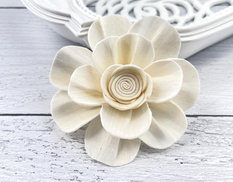 Evana Sola Wood Flower