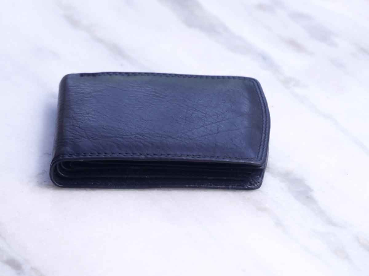 Ivory Black Round Men Formal Wallet
