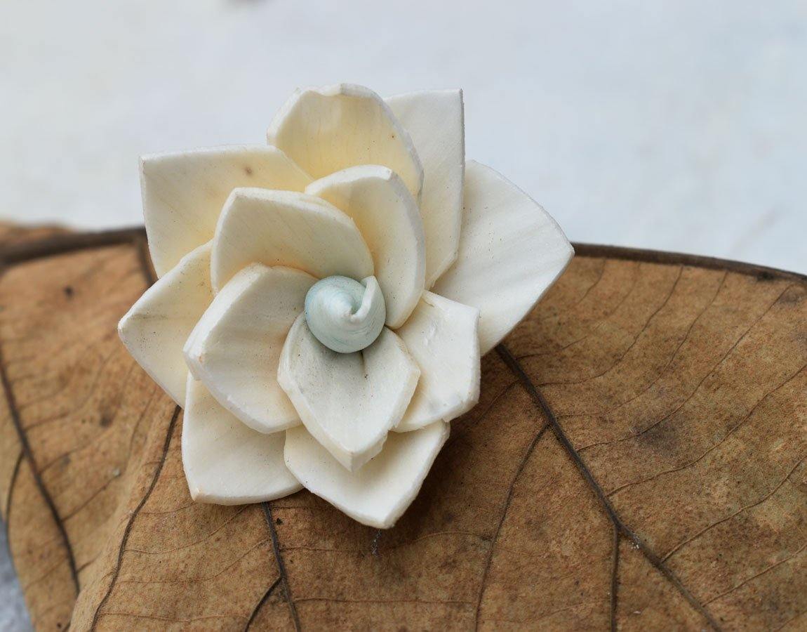 Kalina sola wood skin flowers
