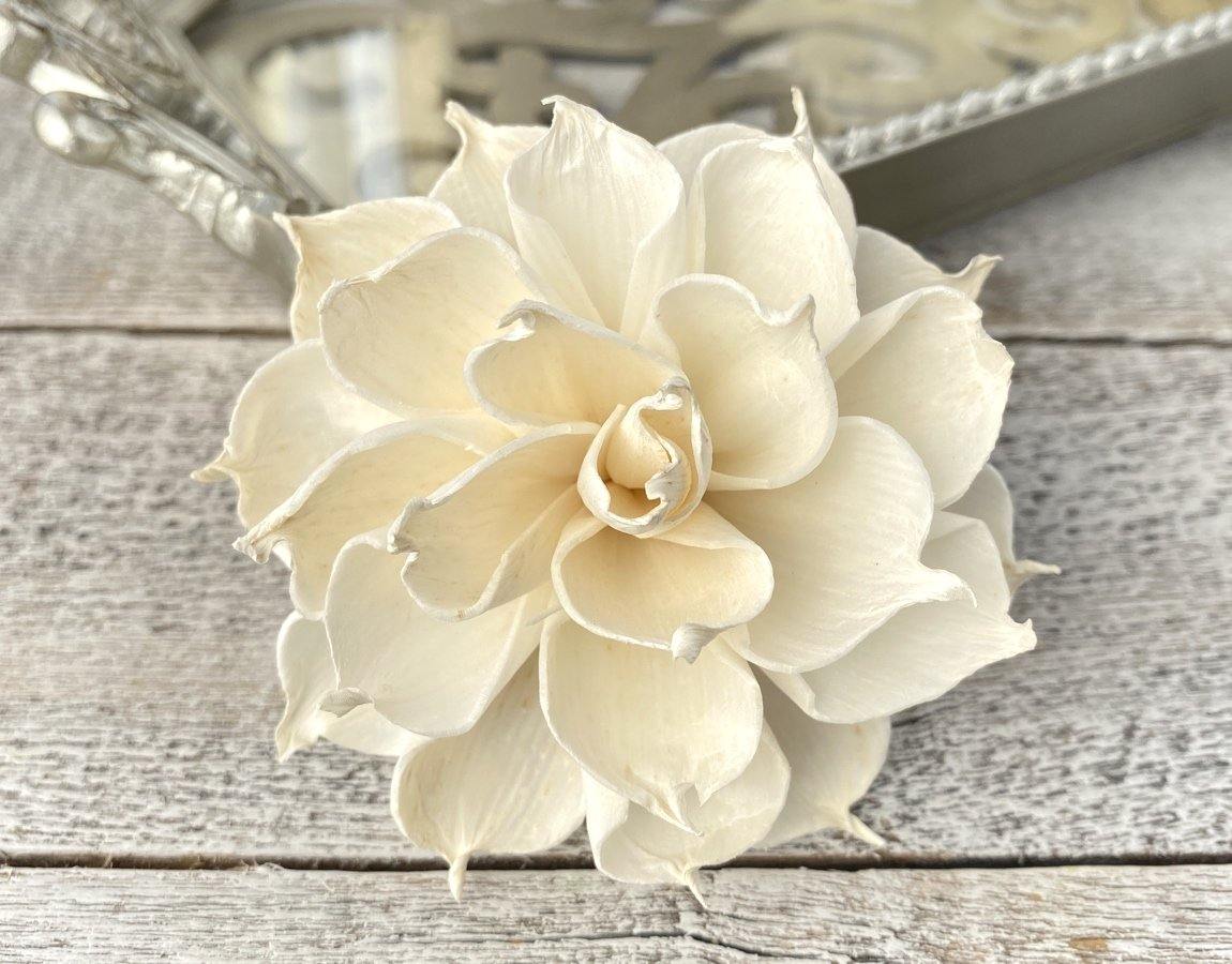 Snow White Sola Wood Flower