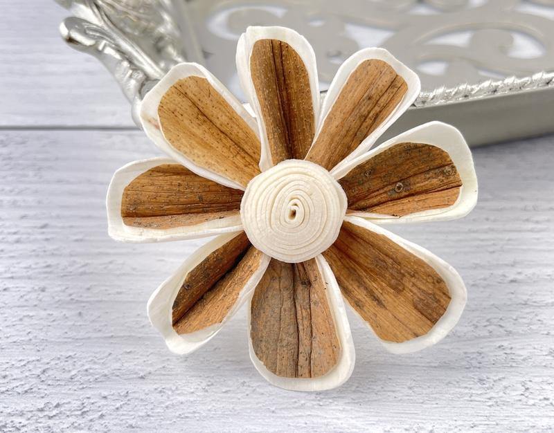 Tiara Sola Wood Skin Flower